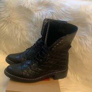 Vince Camuto JOANIE Leather booties